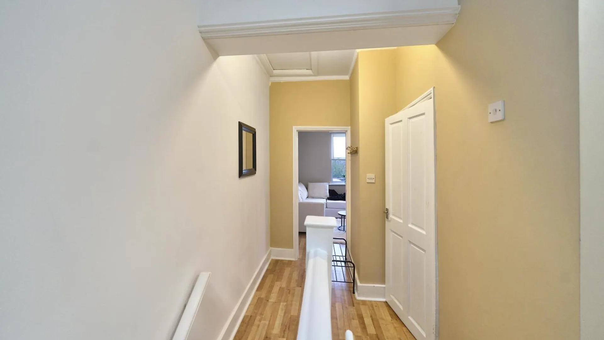 Stunning Two Bed Property In West Lnd, Near Train Station Hanwell United Kingdom